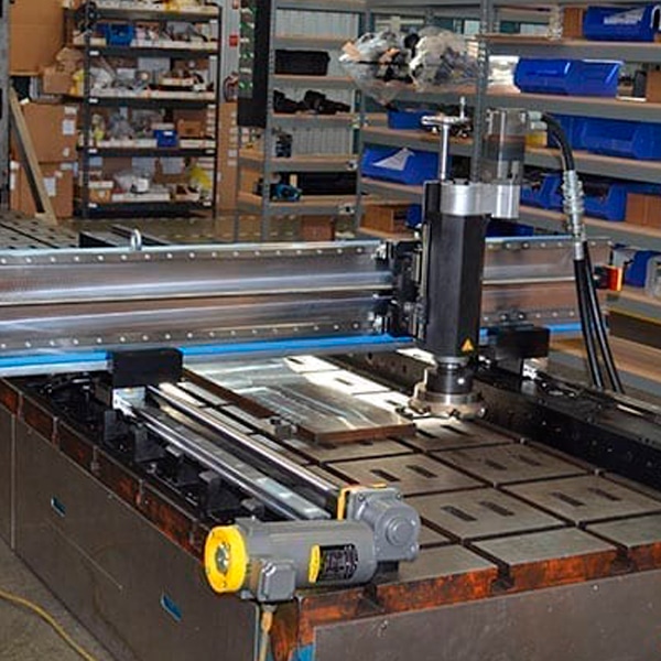 -LM6200-600x400